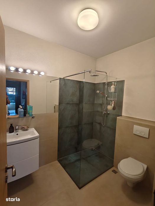Apartament 3 camere, 117mp, 2 locuri parcare, boxa, zona Mihai Romanul