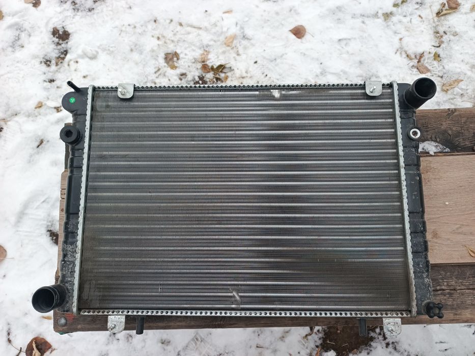 Радиатор охлаждения на газель