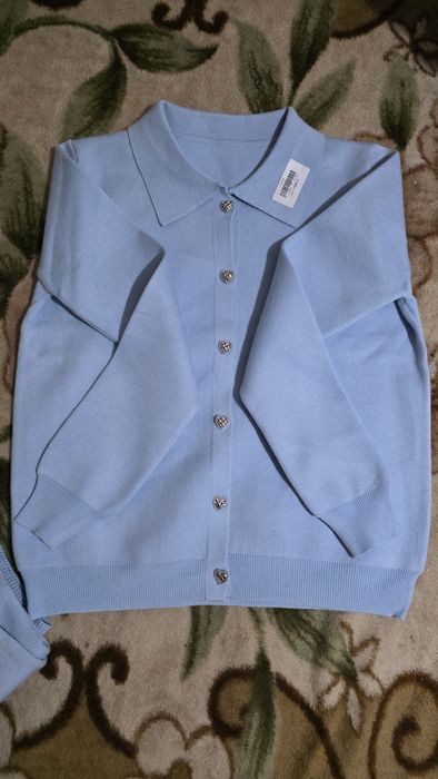 Продается тройка стандарт  женская одежда