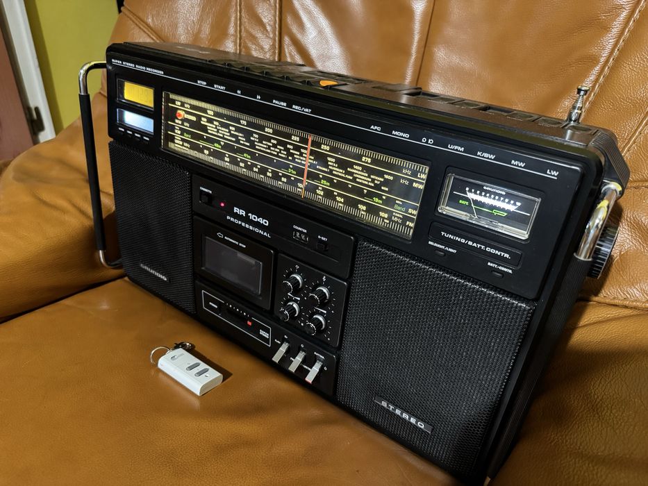 Radiocasetofon Grundig RR1040-Profesional