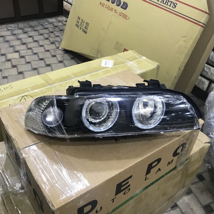BMW E39 передная фара ангел глаз Депо