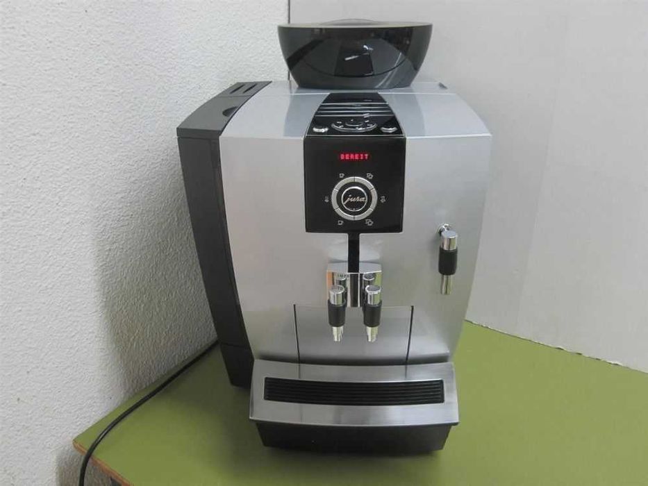 Автоматична кафе машина  JURA IMPRESSA XJ5 Professional