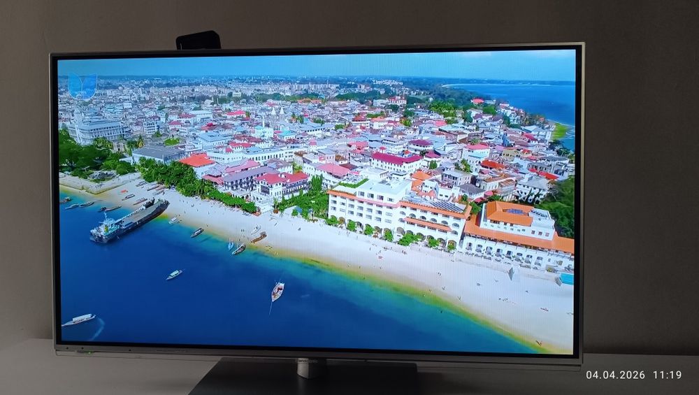 Panasonic 42" Full HD телевизор + Android Smart приставка (YouTube, Wi