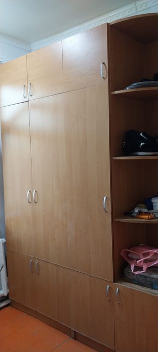 Шкаф для одежды большой