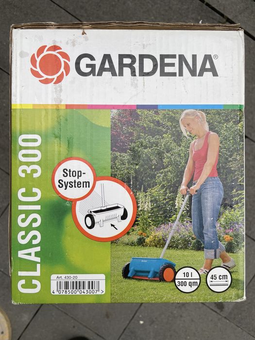 Dispozitiv de imprastiere Gardena Classic 300, 10 l, 45 cm