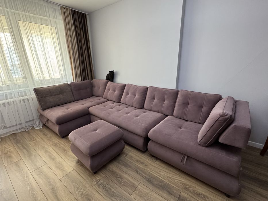 Продам диван 3,5м