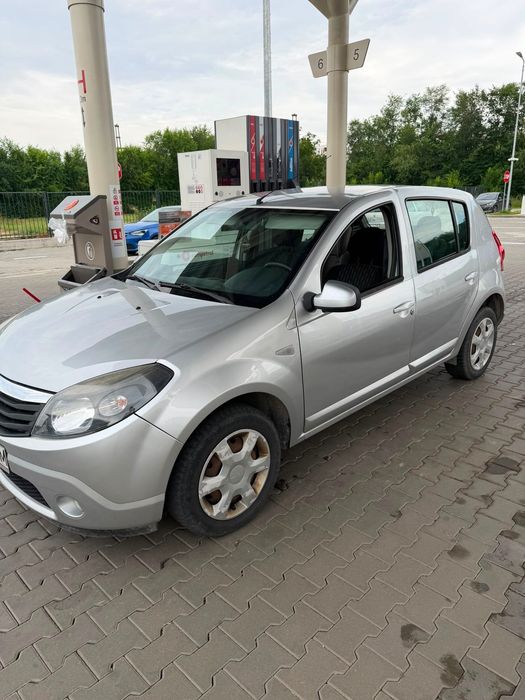DACIA Sandero 2011