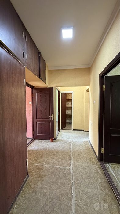 Срочно! 3/3/5 Юнусабад-19, 78 м², улучшенная планировка, балкон 2х6