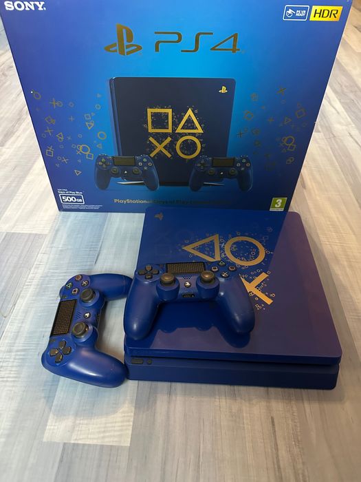 Playstation 4 конзола + 2 джойстика