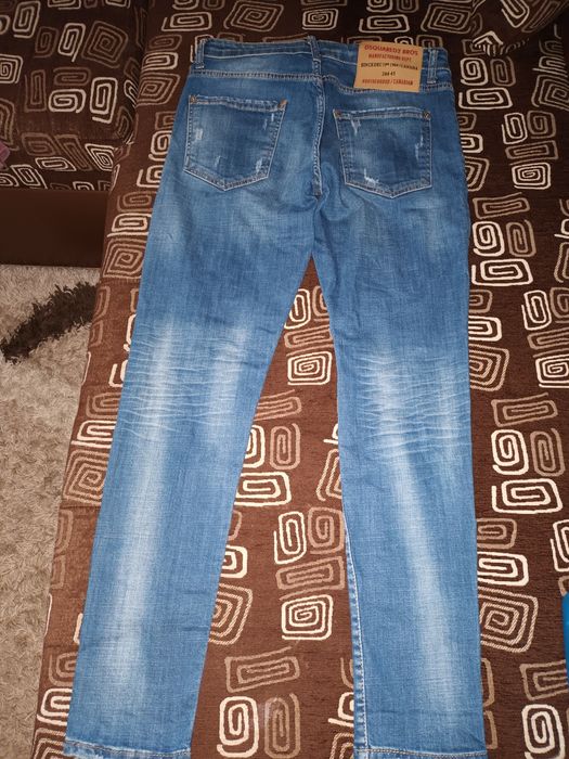 Blugi femei talie mica