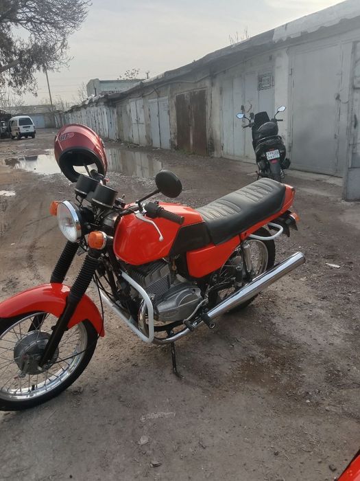 Java mototsikl 2 ta. Dakumenti bor. 850$ 1250$.