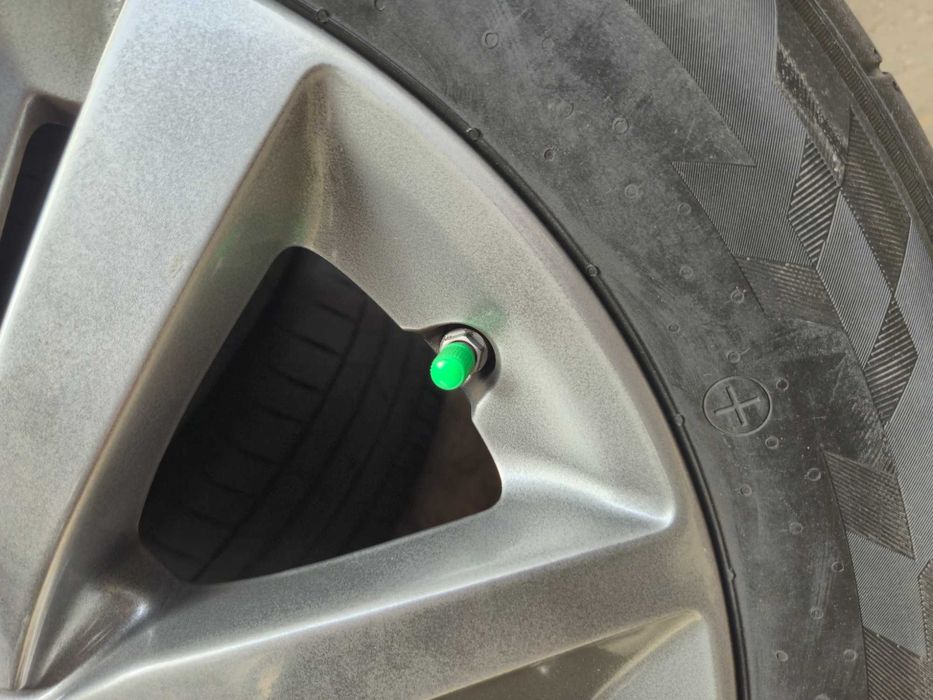 4 Anvelope de VARA - 215/60/16 95V - KUMHO - Rulate 30 KM - DOT 2025 !