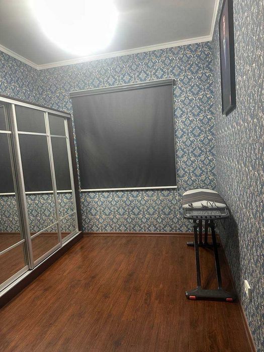 Ракатбоши. Сдам в аренду уютный 5 комнатный 2 этажный дом в  центре .