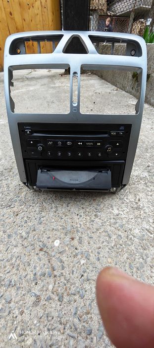 CDPlayer за Пежо 307