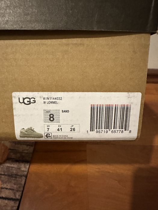 UGG Lowmel Sand (Women’s)