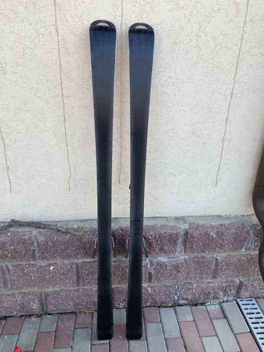 Продам оригинальные лыжи Rossignol