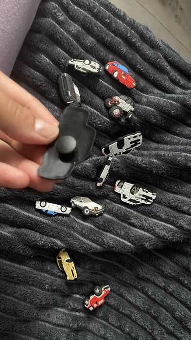 Джиббитсы украшения для кроксов