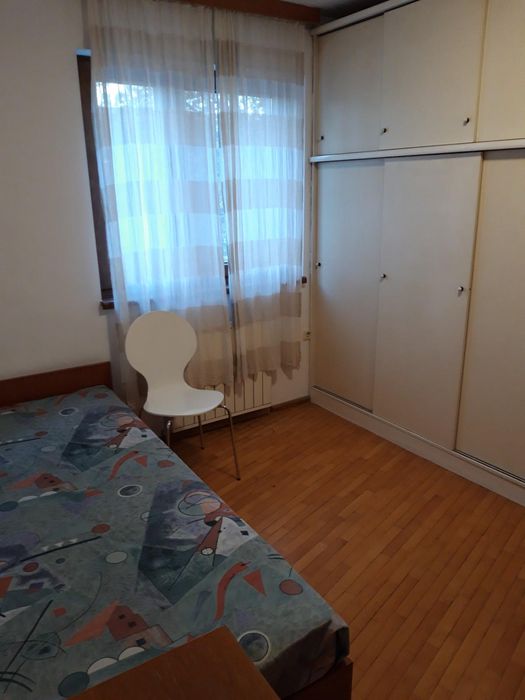 Дава се под наем Четиристаен апартамент в Пловдив, Младежки Хълм - 130 кв.м за 525 € - Снимка #7