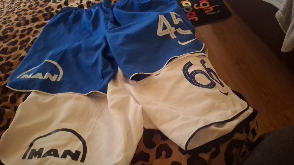 De vanzare haine Farul Constanta