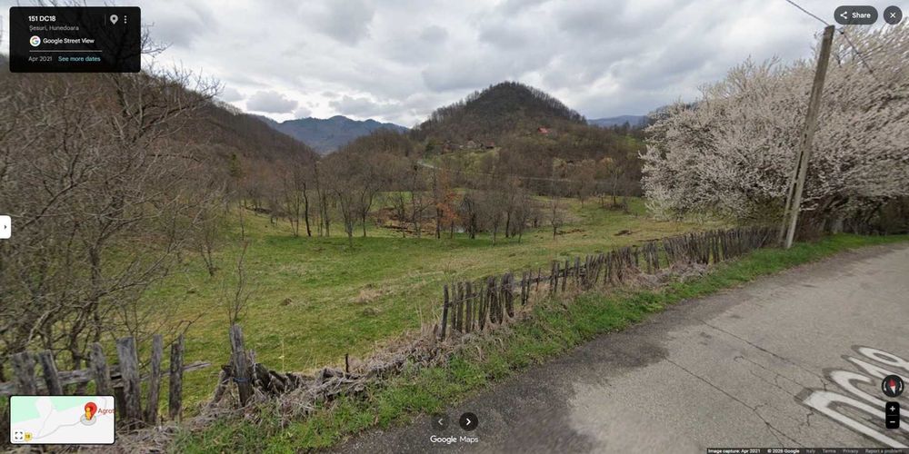 Vând teren 27.500mp Deva > Bucureșci > Șesuri [cu izvor, iaz, pășune, pădure] în zonă turistică [pentru agroturism, camping etc]
