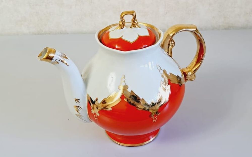 Форфоровые чайники