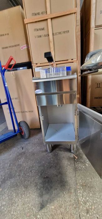 Friteuza electrica profesionala cu suport si robinet golire 16L 220V