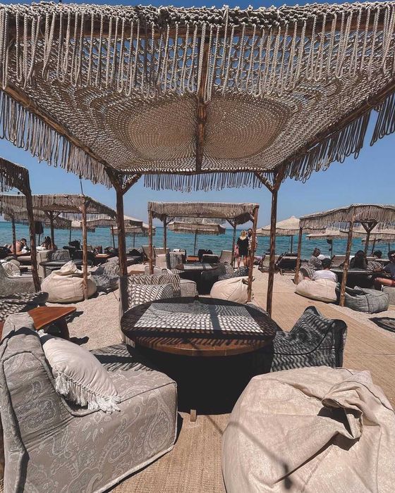 Ръчно Плетени Покривала Макраме Шатри, Сенници И Перголи В Бохо Стил