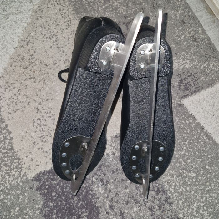 Patine pentru patinaj artistic 44