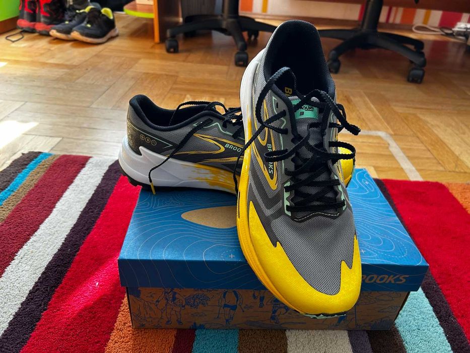 Нови обувки за бягане Brooks Catamount 3 - 44 номер