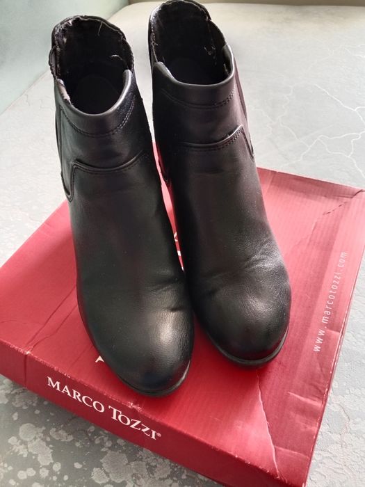 Продам ботильоны женские