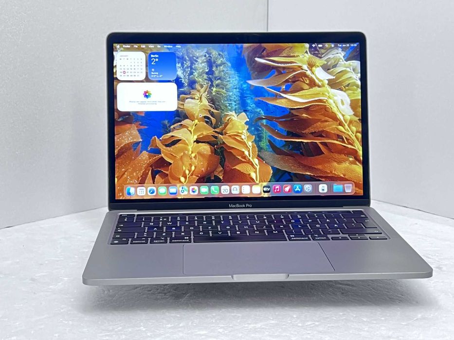 Реновиран лаптоп Apple MacBookPro 17.1 13.3" M1 16GB 500GB