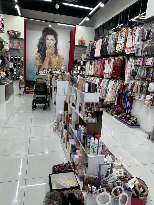 Magazin polkalari sotiladi sifati yaxshi dizayniyam zur