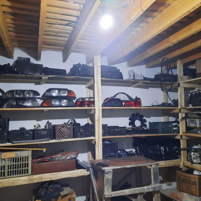 Авторазбор Е39 оригинальные запчасти.