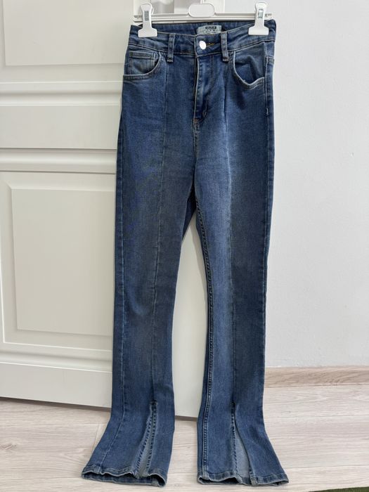 Джинсовые брюки