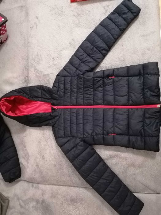 Детско яке размер 104 и 128