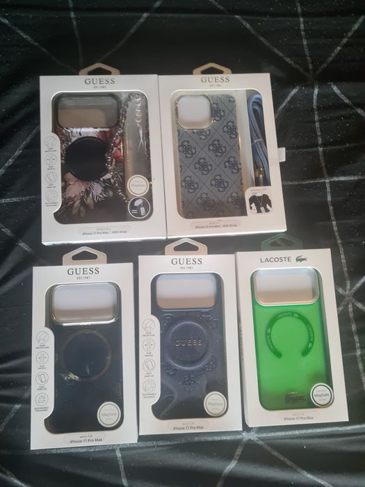 Lot 80+ huse Iphone noi sigilate