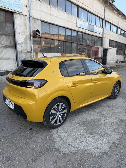 Peugeot 208 1.2 PureTech 2020 | 90 000 км | Първи собственик
