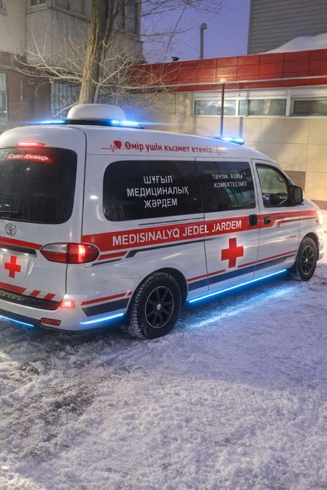 Перевозка лежачих людей.Инватакси