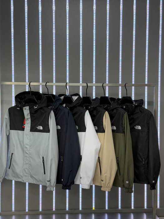 The North Face, спортно яке с качулка