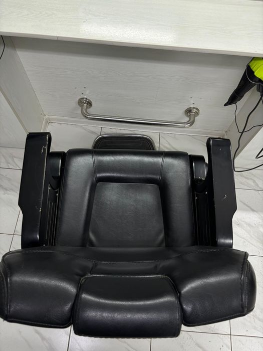 Кресло порихмахерское