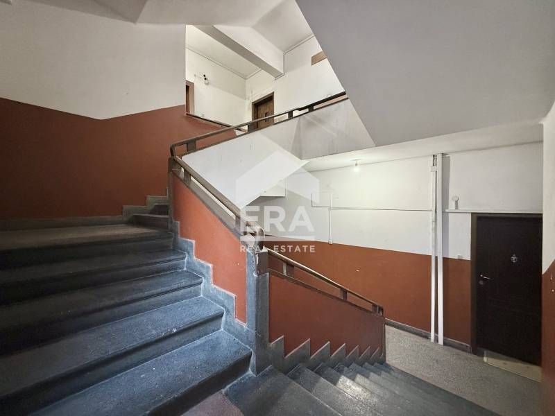 Продава се Двустаен апартамент в София, Център - 65 кв.м за 2197 €/кв.м - Снимка #10