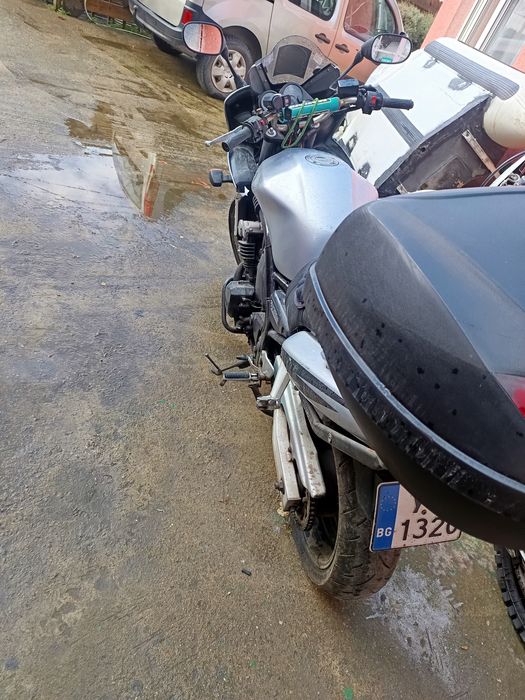 Ямаха  650  продава на много изгодна цена.само за 1.500 евро.