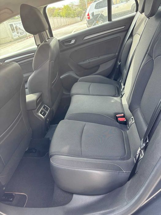 Renault Megane TCe 140 EDC GPF Zen