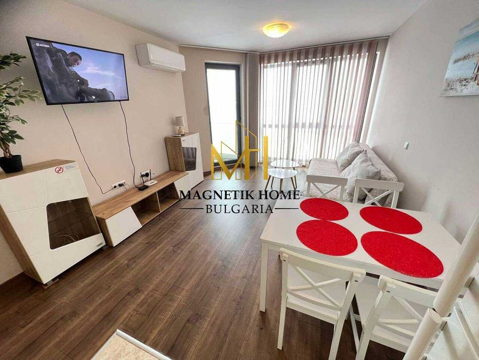 Дава се под наем Двустаен апартамент в Бургас, Център - 65 кв.м за 612 € - Снимка #12