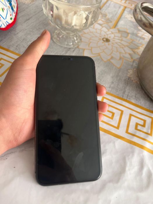 iPhone 11   100/128 гб