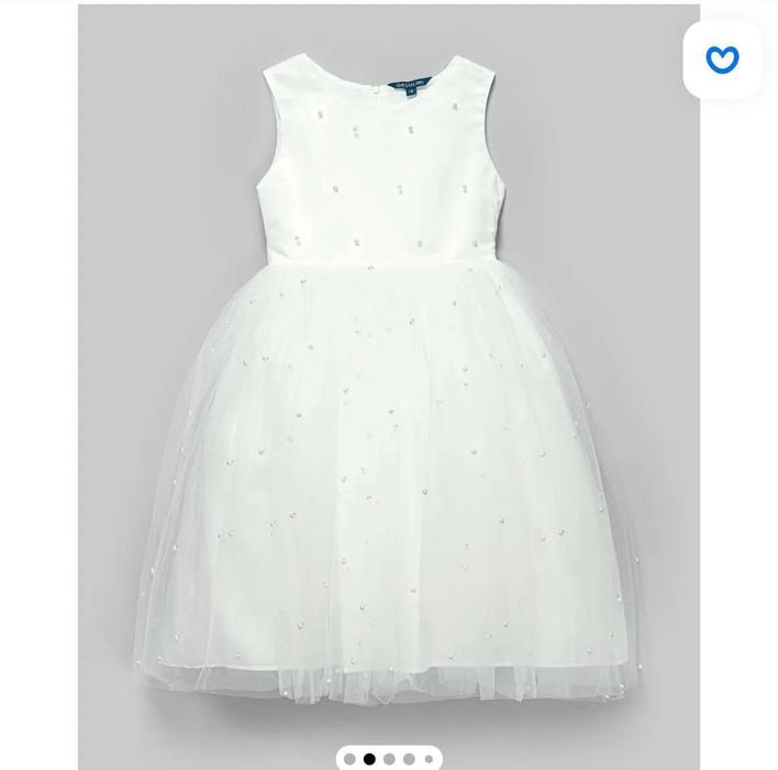 Новая белая нарядная платье