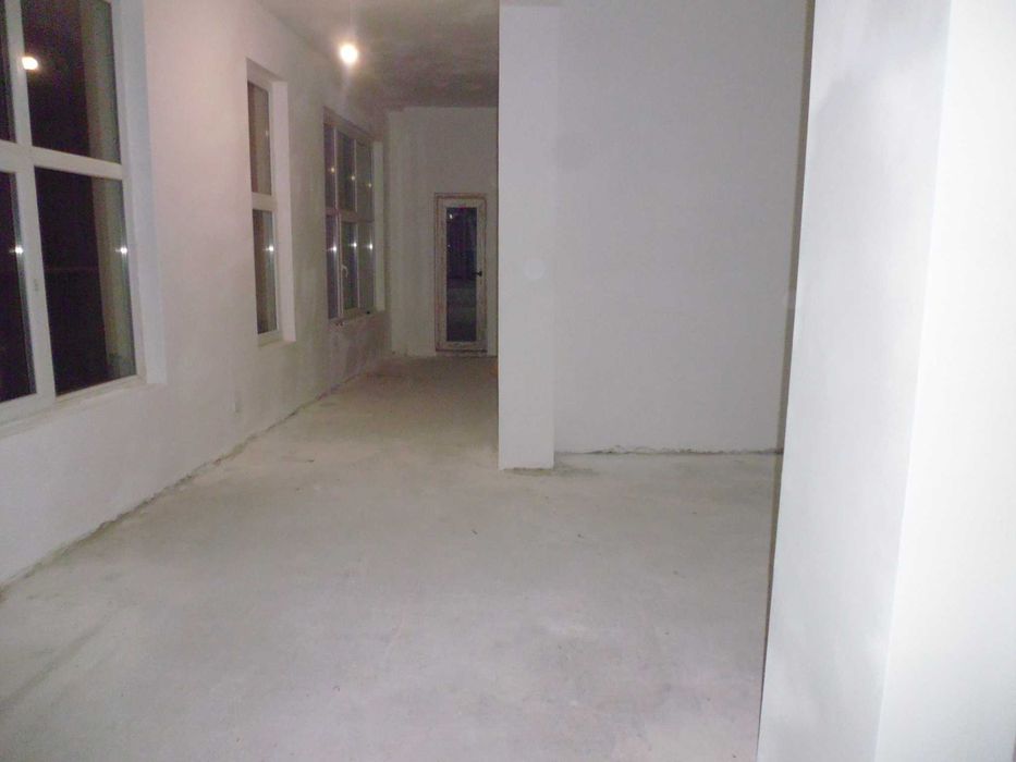 Магазин за отдаване под наем в ж.к. Люлин център, гр. София