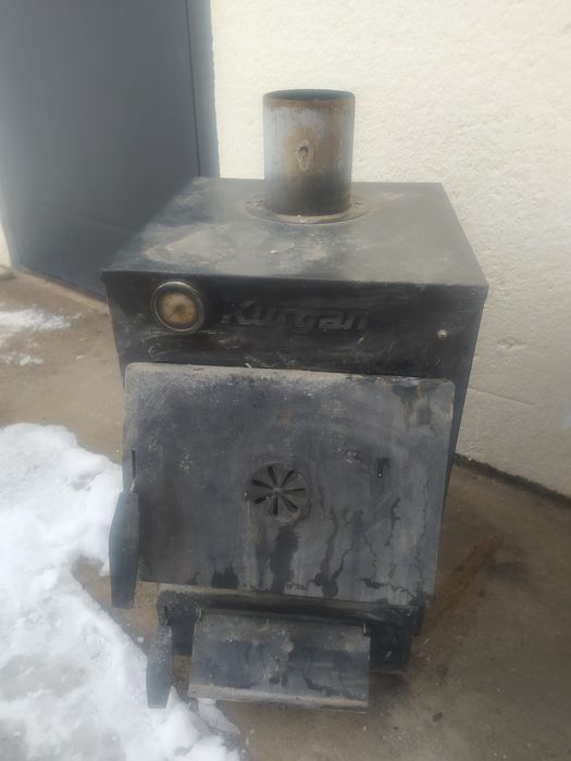 Продам печку угольную