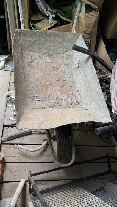 Тачка строительная