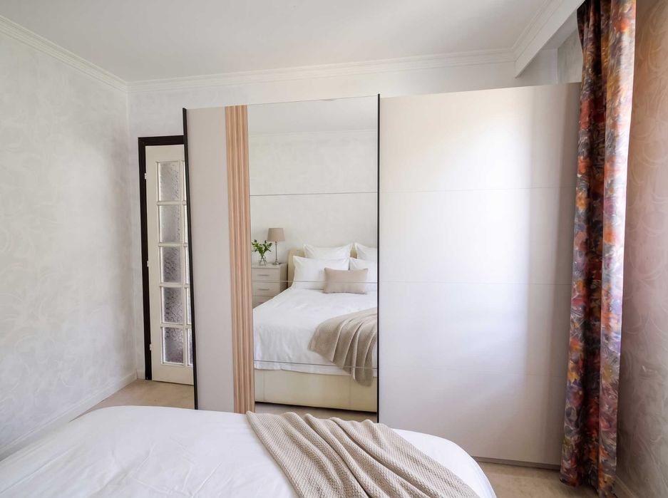 Apartament 2 camere mobilat, centru Băile Herculane, direct proprietar